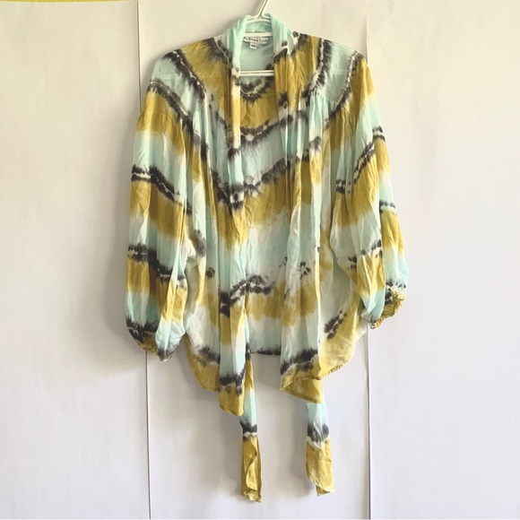YFB Young Fabulous Broke Carmen Tie Dye tie open front top blouse - Picture 6 of 16